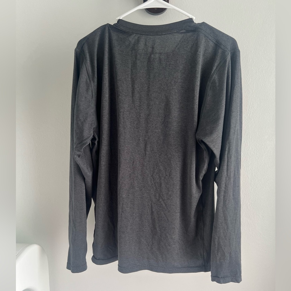 Men’s Nike Long Sleeve - Picture 2 of 3